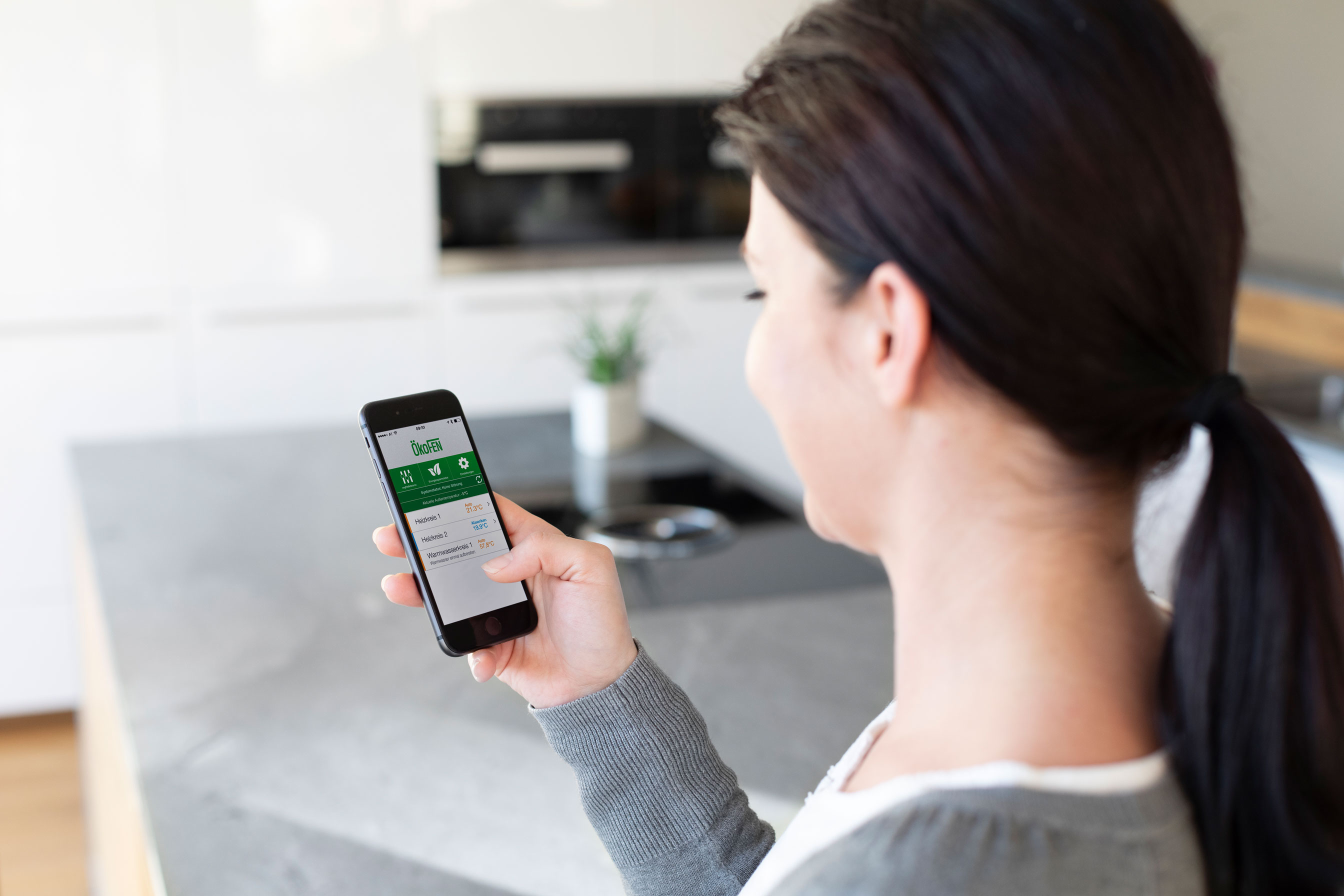 Avec l’appli Mypelletronic App, vous pilotez votre chaudière où que vous soyez