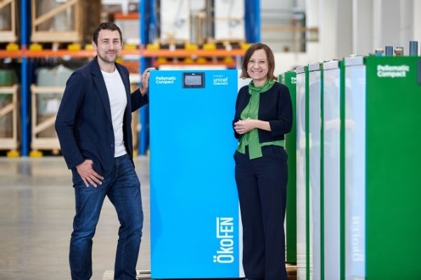 ÖkoFEN dedicates the 100,000th pellet heating system to UNICEF Austria