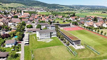 Von Öl auf Pellets: Nachhaltige Wärme für die Schulanlage Veltheim