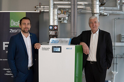 Weltpremiere – ÖkoFEN hat das Feuer neu erfunden